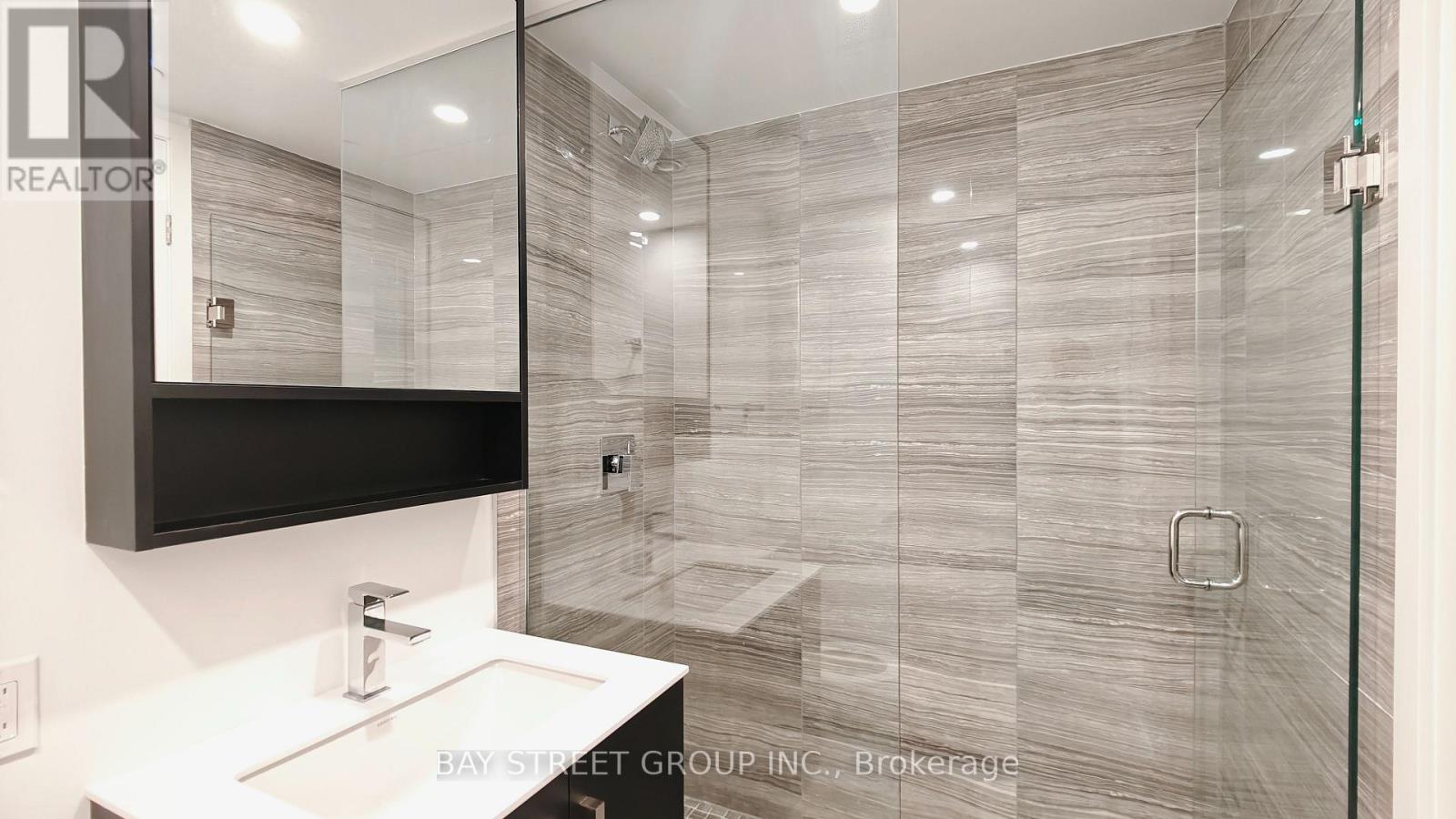 3209 - 88 Queen Street E, Toronto, Ontario  M5C 0B6 - Photo 11 - C12800382