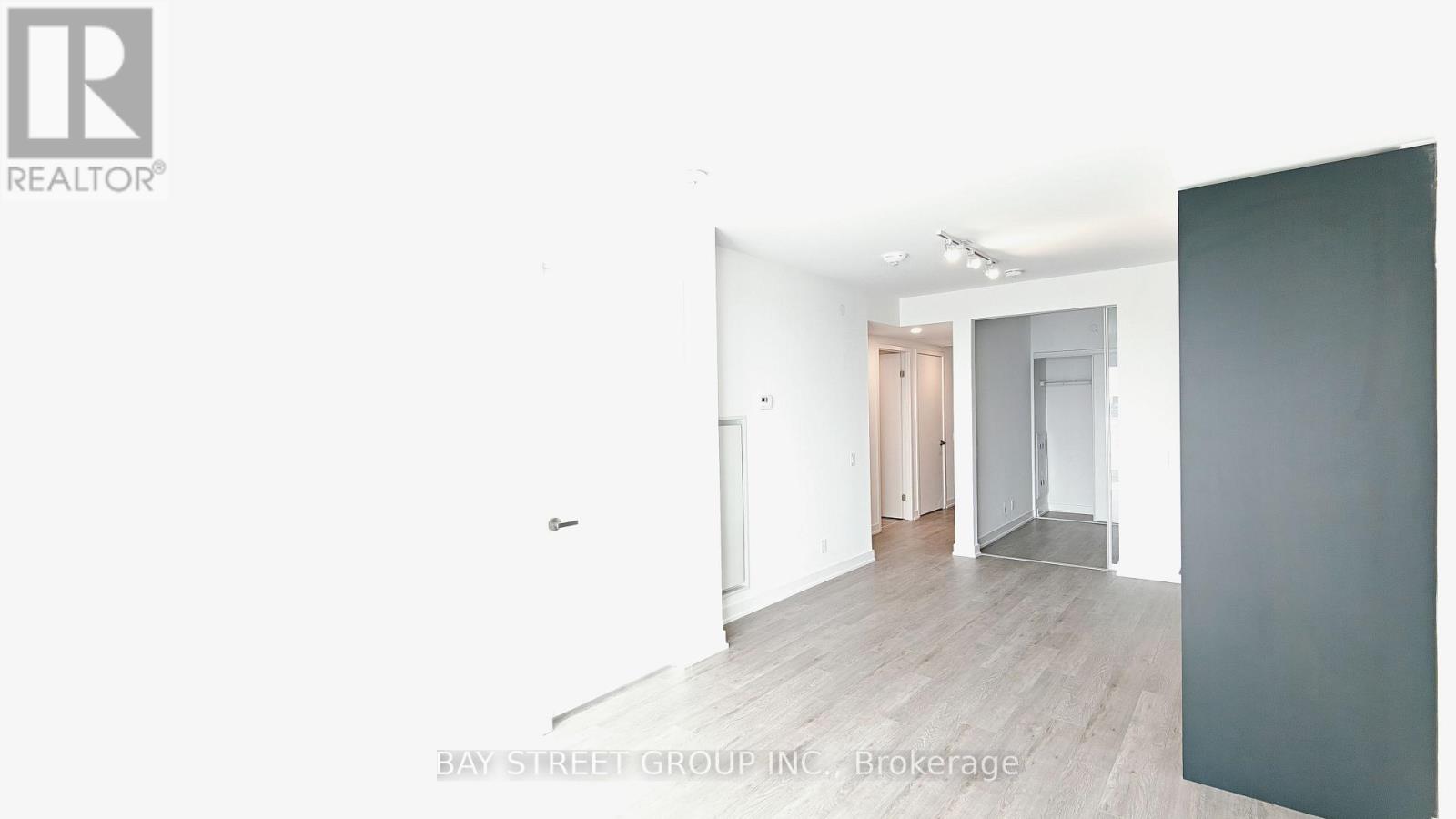 3209 - 88 Queen Street E, Toronto, Ontario  M5C 0B6 - Photo 7 - C12800382