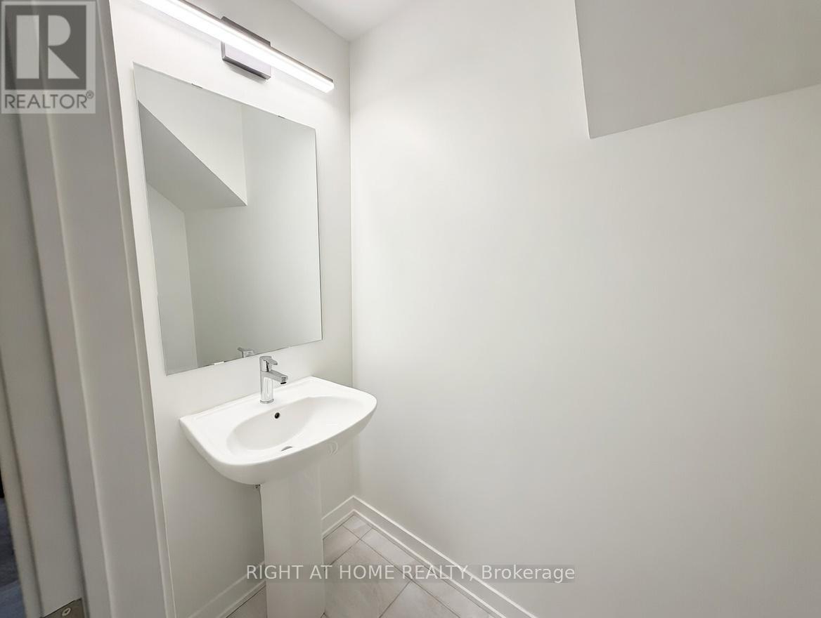 31 - 3409 Ridgeway Drive, Mississauga, Ontario  L5L 0B9 - Photo 10 - W12800388