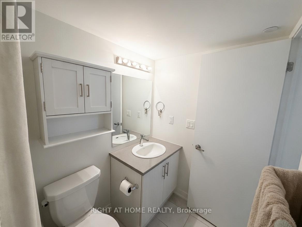 31 - 3409 Ridgeway Drive, Mississauga, Ontario  L5L 0B9 - Photo 16 - W12800388