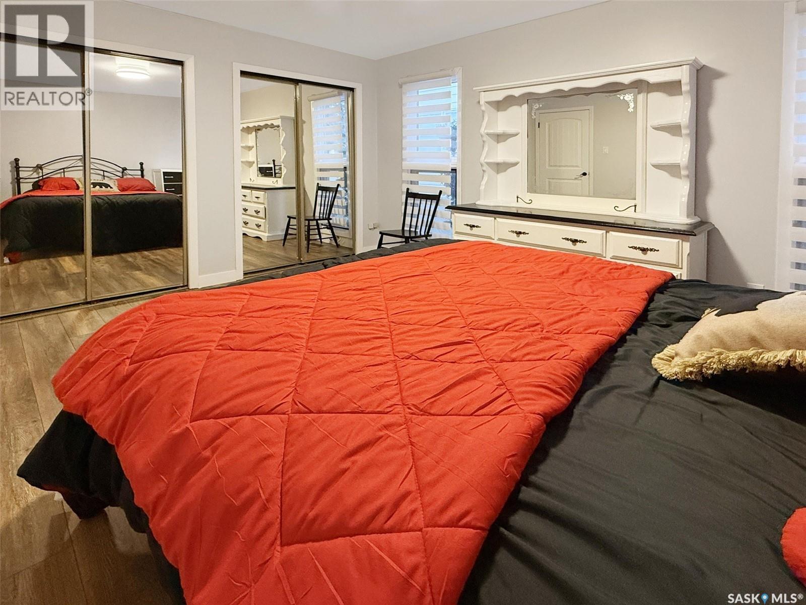 1102 Golden Place, Swift Current, Saskatchewan  S9H 2A6 - Photo 15 - SK028751