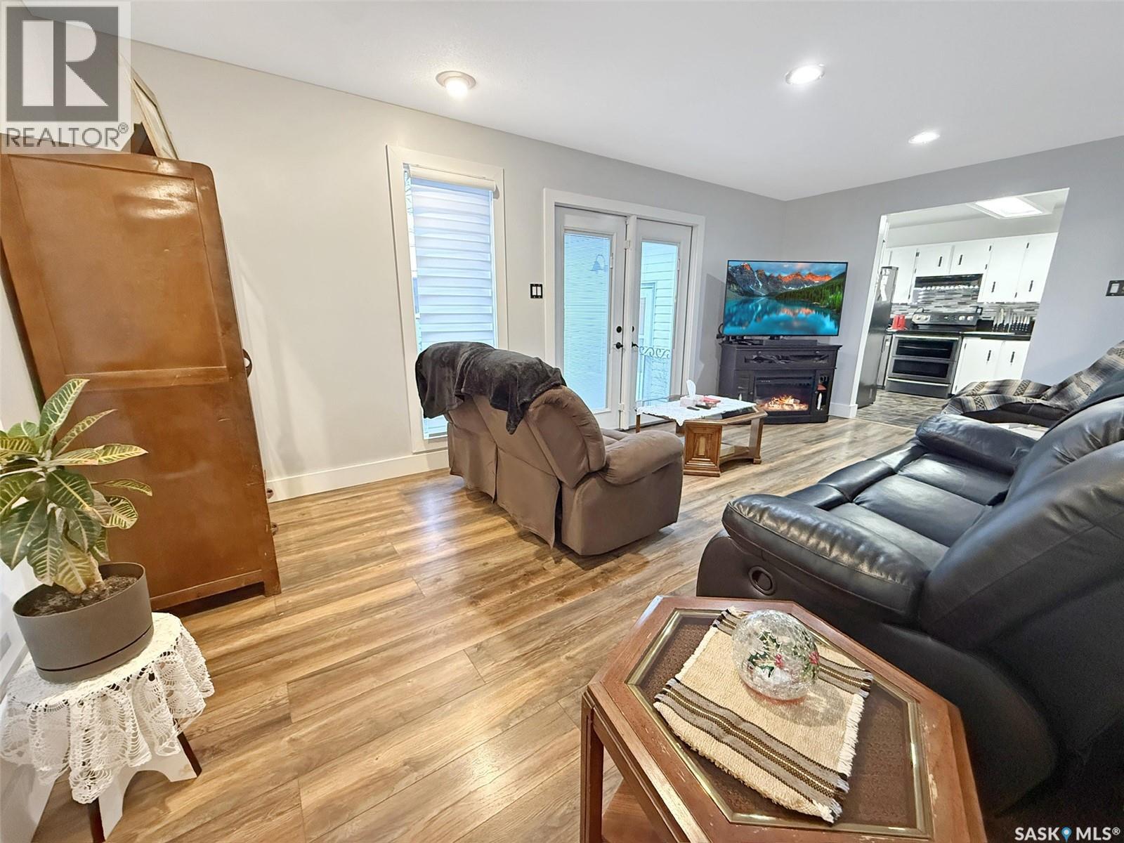 1102 Golden Place, Swift Current, Saskatchewan  S9H 2A6 - Photo 17 - SK028751