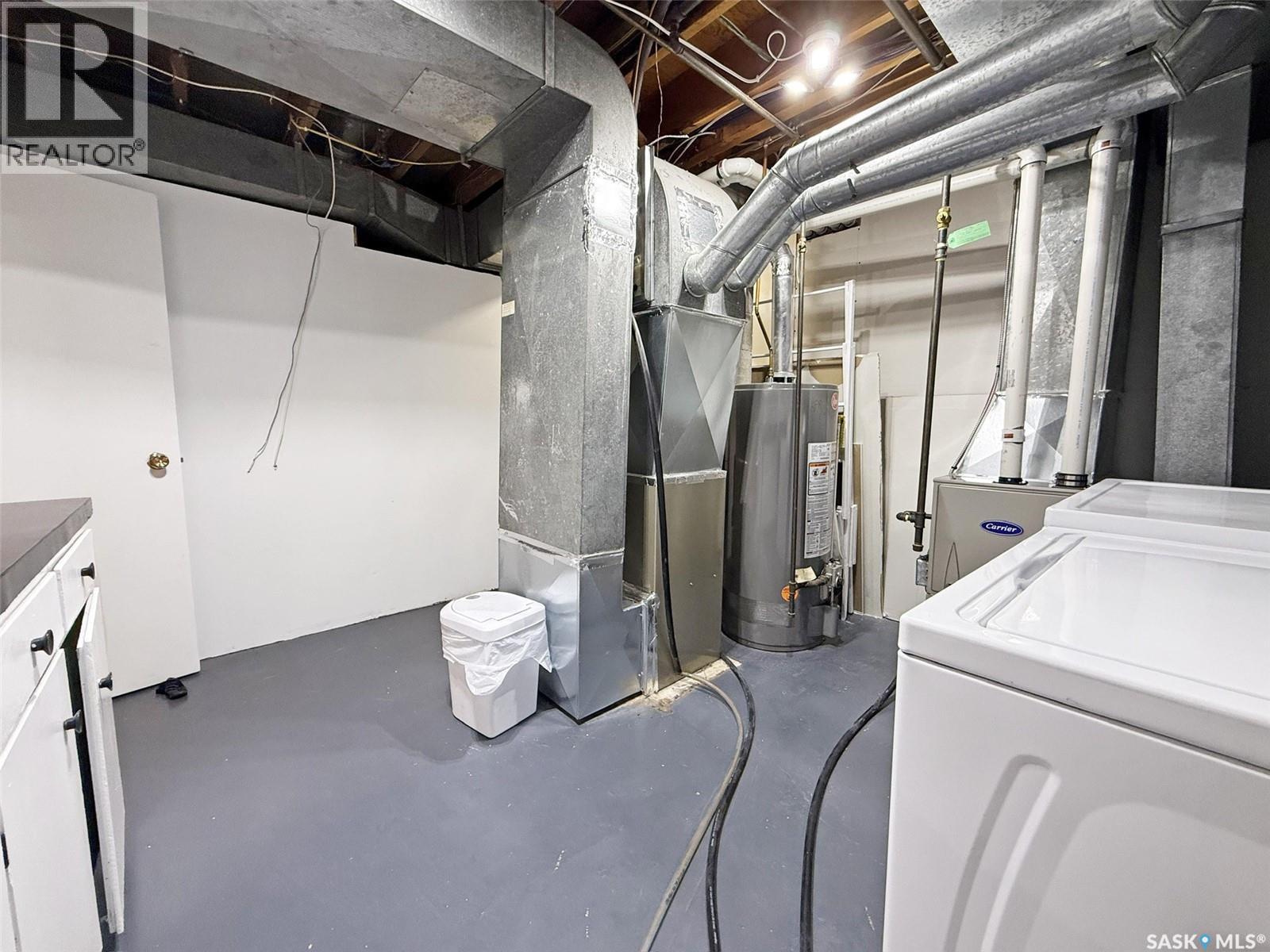 1102 Golden Place, Swift Current, Saskatchewan  S9H 2A6 - Photo 24 - SK028751