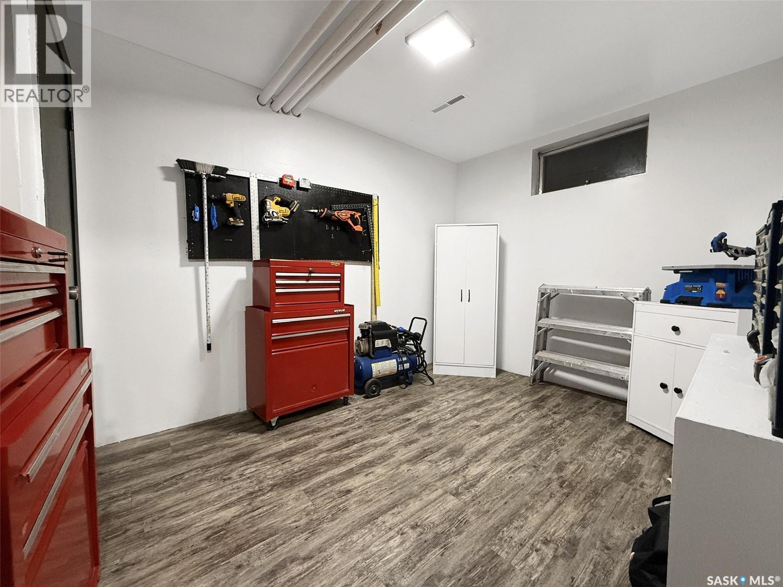 1102 Golden Place, Swift Current, Saskatchewan  S9H 2A6 - Photo 26 - SK028751