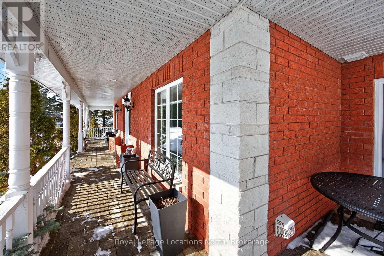 20 Green Mountain Court, Oro-Medonte, Ontario  L0L 2L0 - Photo 13 - S12800414