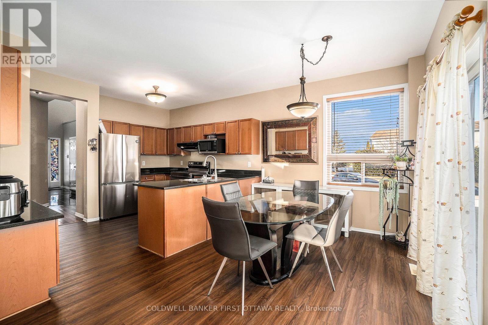 356 West Ridge Drive, Ottawa, Ontario  K2S 2G8 - Photo 13 - X12800402