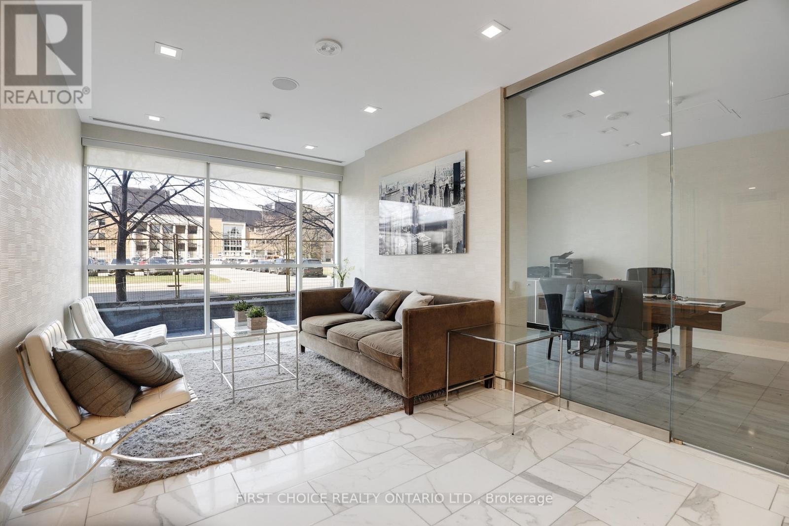 506 - 201 Parkdale Avenue, Ottawa, Ontario  K1Y 1E8 - Photo 3 - X12800410