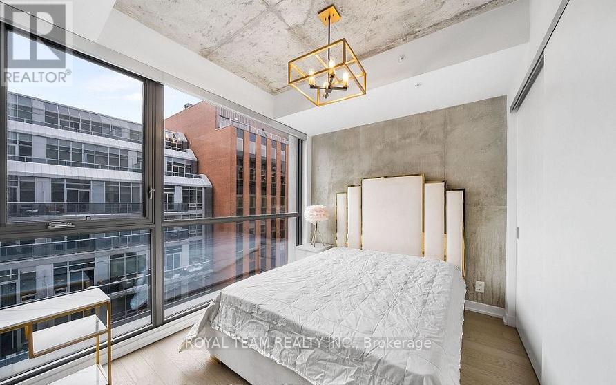 815 - 39 Brant Street, Toronto, Ontario  M5V 0M8 - Photo 13 - C12800400