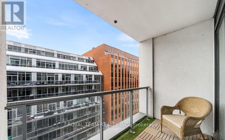 815 - 39 Brant Street, Toronto, Ontario  M5V 0M8 - Photo 24 - C12800400