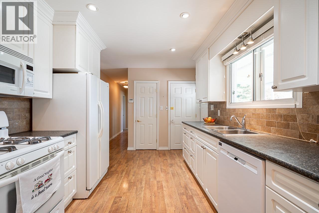 3726 Sefton Street, Port Coquitlam, British Columbia  V3B 3R5 - Photo 18 - R3091082