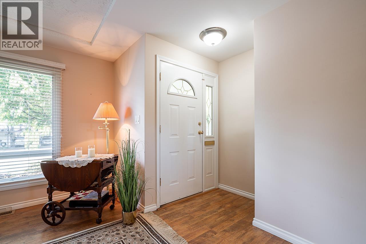 3726 Sefton Street, Port Coquitlam, British Columbia  V3B 3R5 - Photo 9 - R3091082