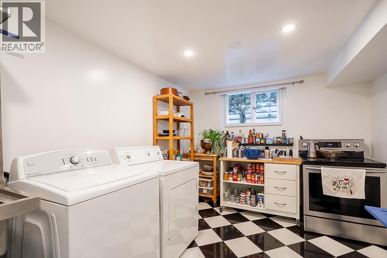 3726 Sefton Street, Port Coquitlam, British Columbia  V3B 3R5 - Photo 30 - R3091082