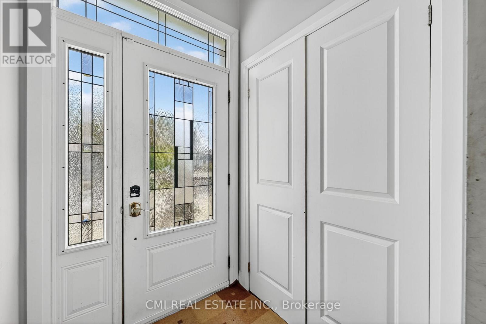 22 Jeavons Avenue, Toronto, Ontario  M1K 1S8 - Photo 3 - E12800424