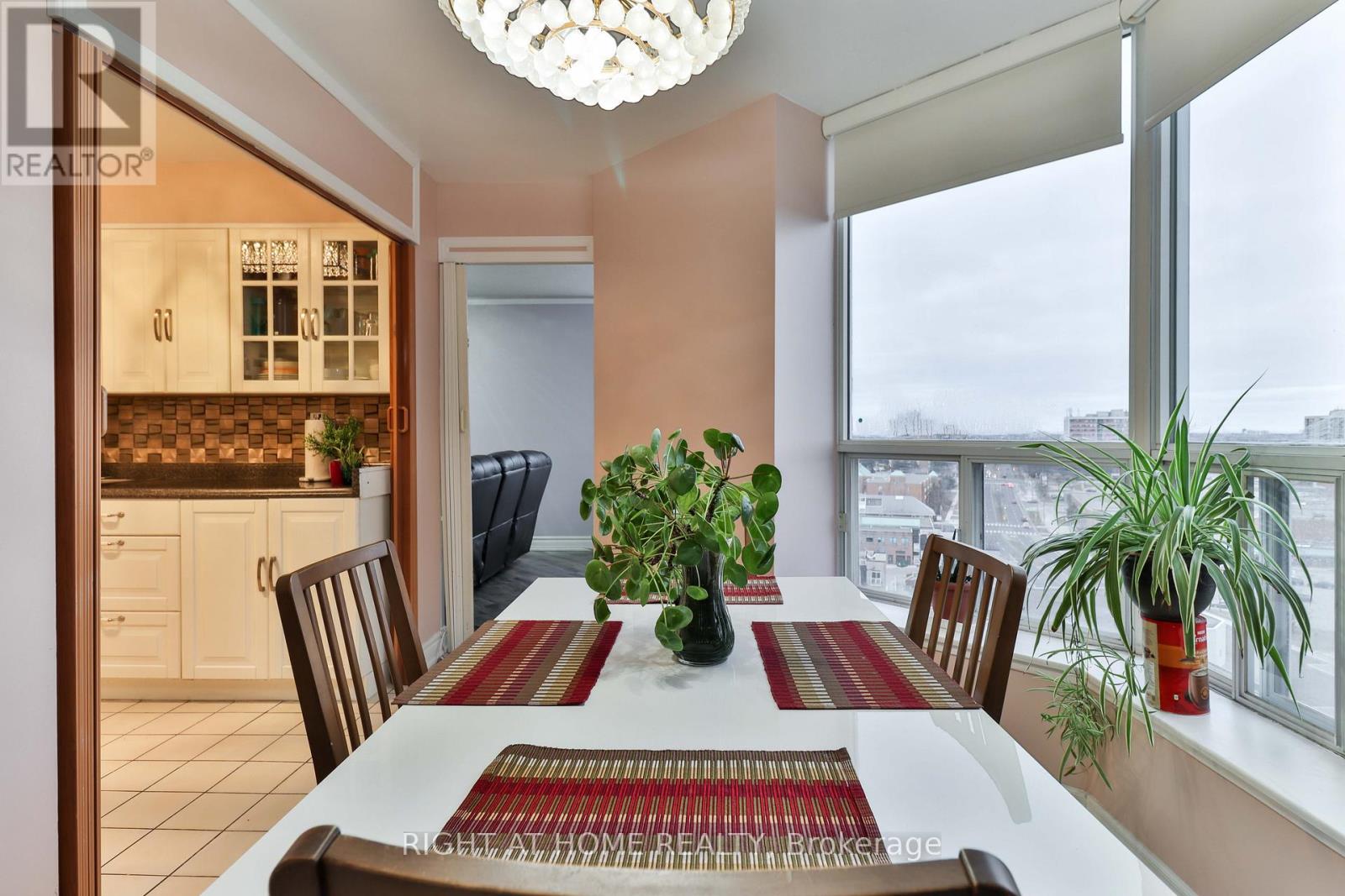 1609 - 410 Mclevin Avenue, Toronto, Ontario  M1B 5J5 - Photo 15 - E12800430