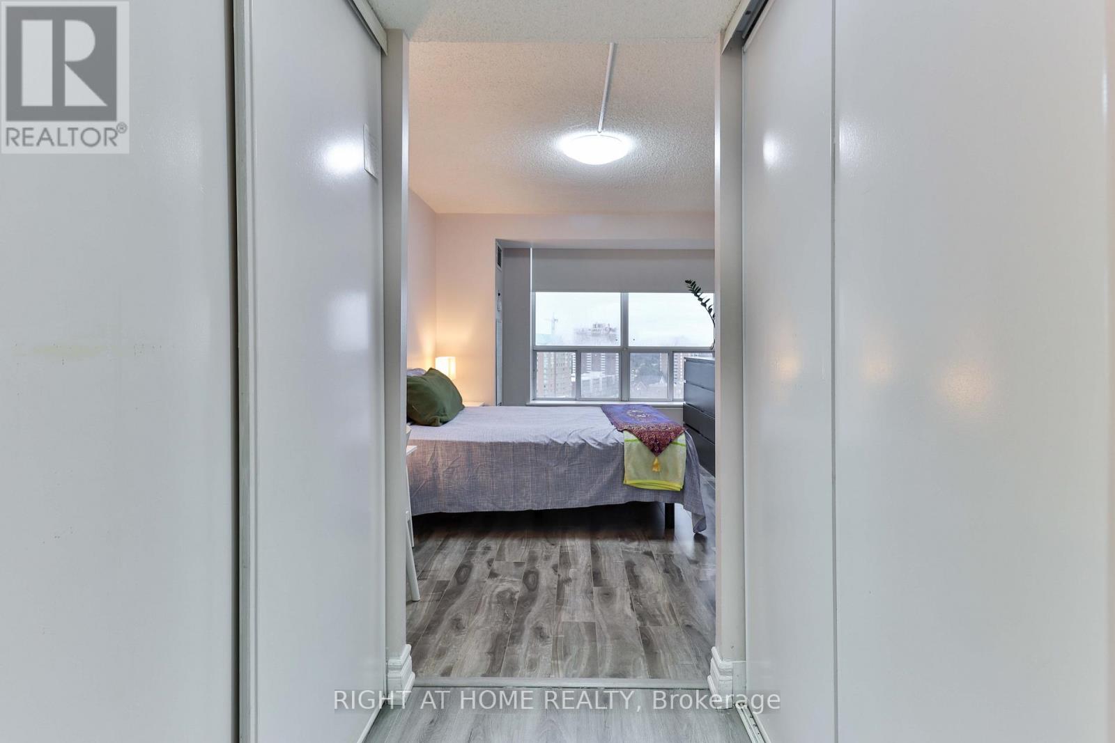 1609 - 410 Mclevin Avenue, Toronto, Ontario  M1B 5J5 - Photo 29 - E12800430