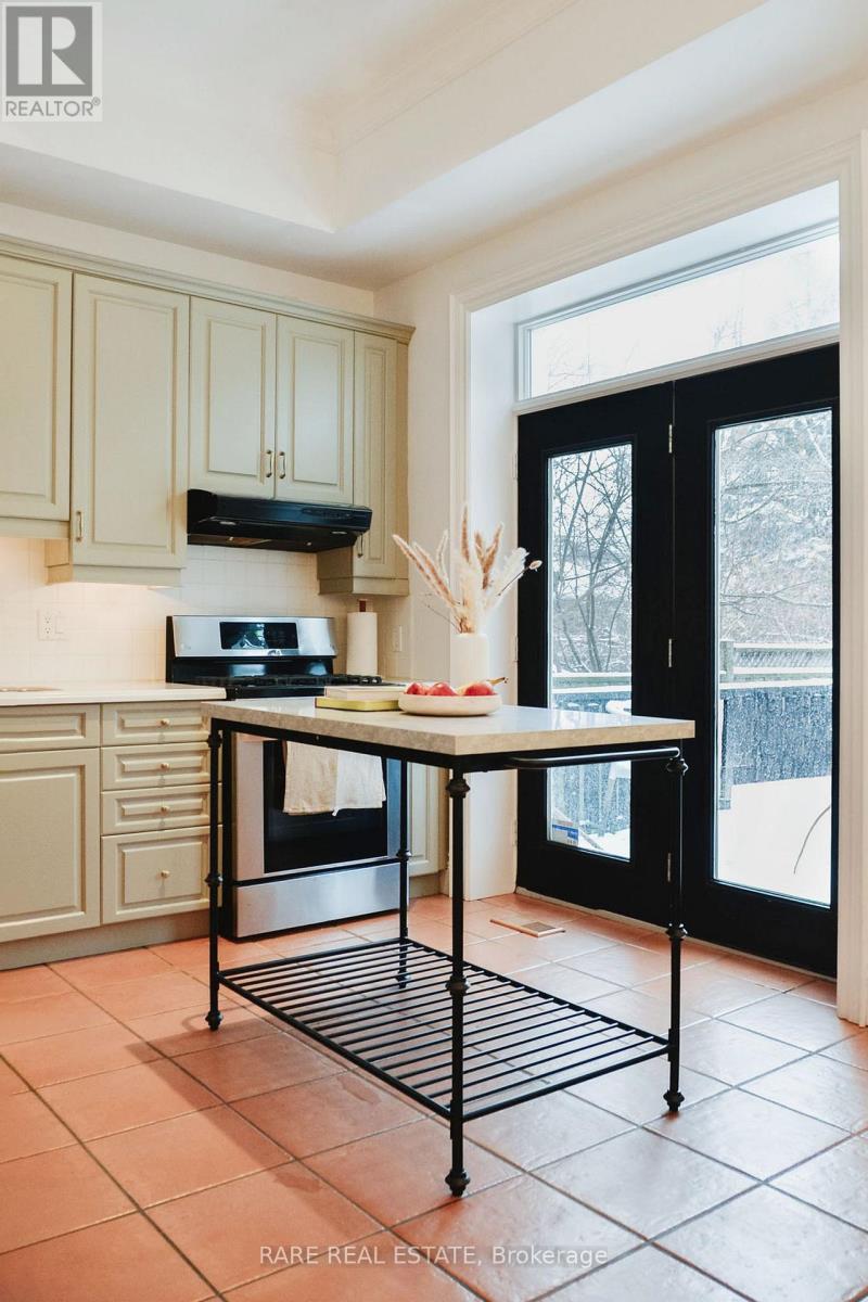 33 Red Deer Avenue, Toronto, Ontario  M1N 2Z1 - Photo 7 - E12799884