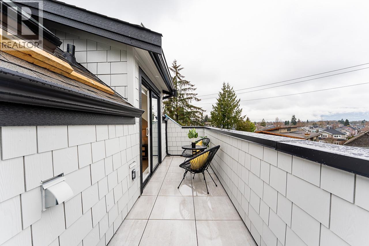 2 2837 Oliver Crescent, Vancouver, British Columbia  V6L 1T1 - Photo 30 - R3091026