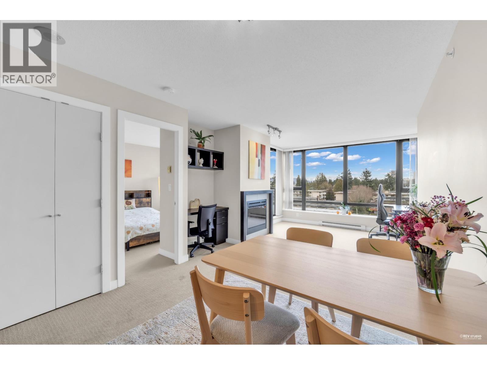 802 7325 Arcola Street, Burnaby, British Columbia  V5E 0A8 - Photo 4 - R3091318