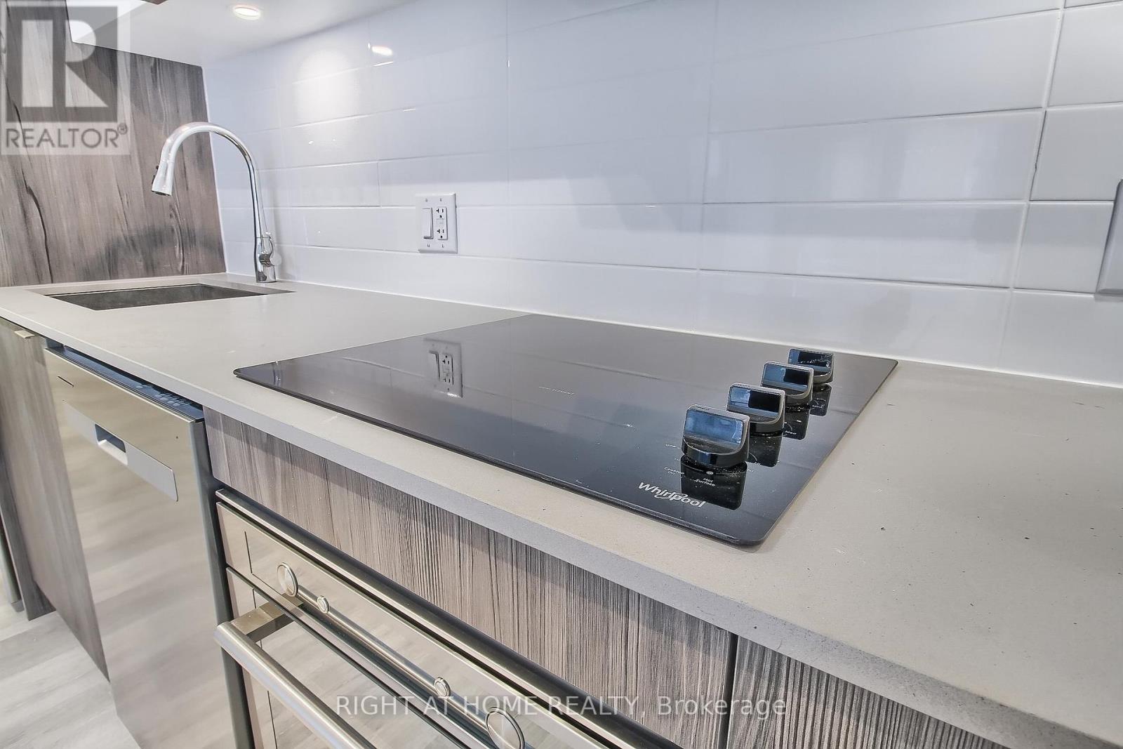 804 - 100 Dalhousie Street, Toronto, Ontario  M5B 0C7 - Photo 10 - C12800440