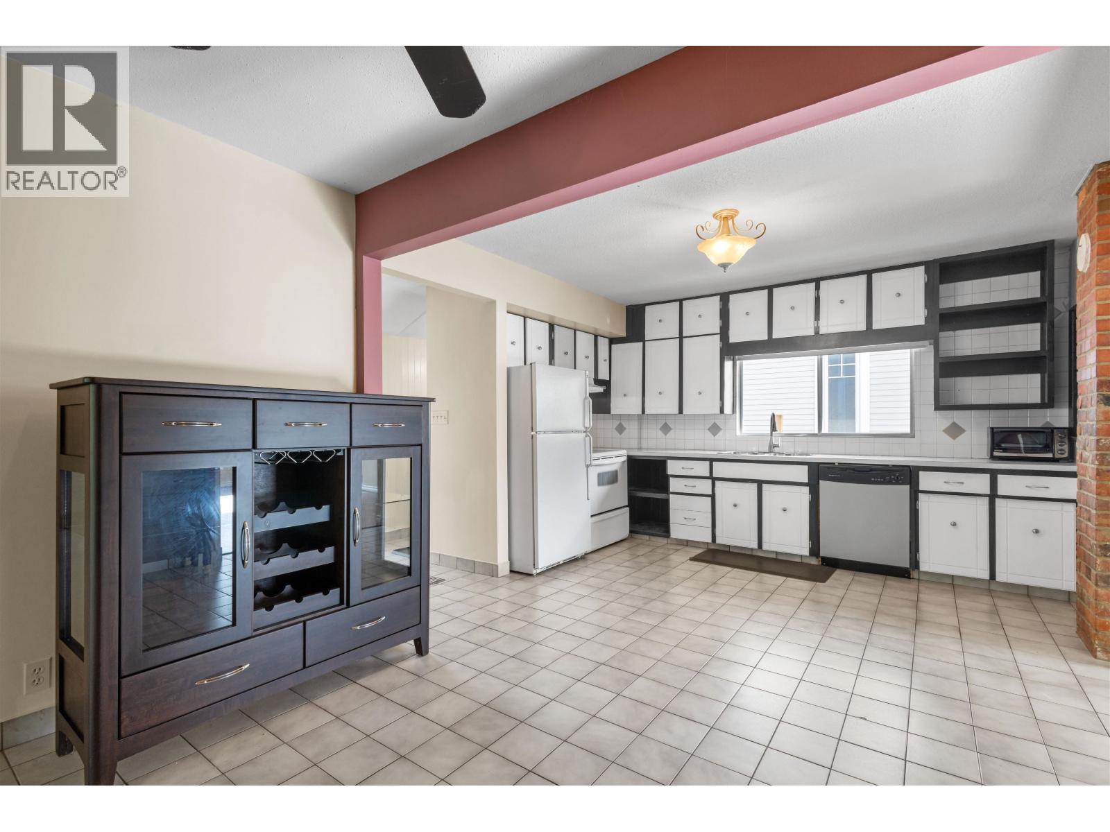 1111 Cartier Avenue, Coquitlam, British Columbia  V3K 2C1 - Photo 9 - R3091048