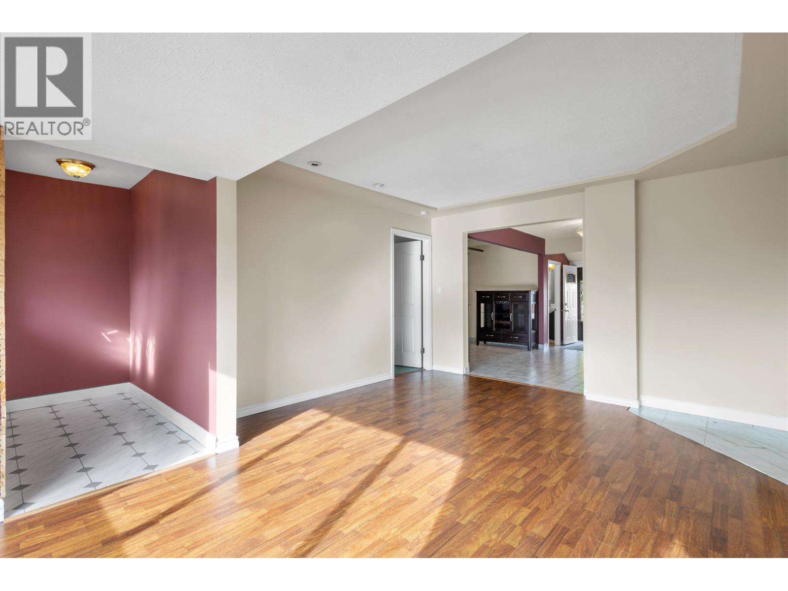 1111 Cartier Avenue, Coquitlam, British Columbia  V3K 2C1 - Photo 5 - R3091048