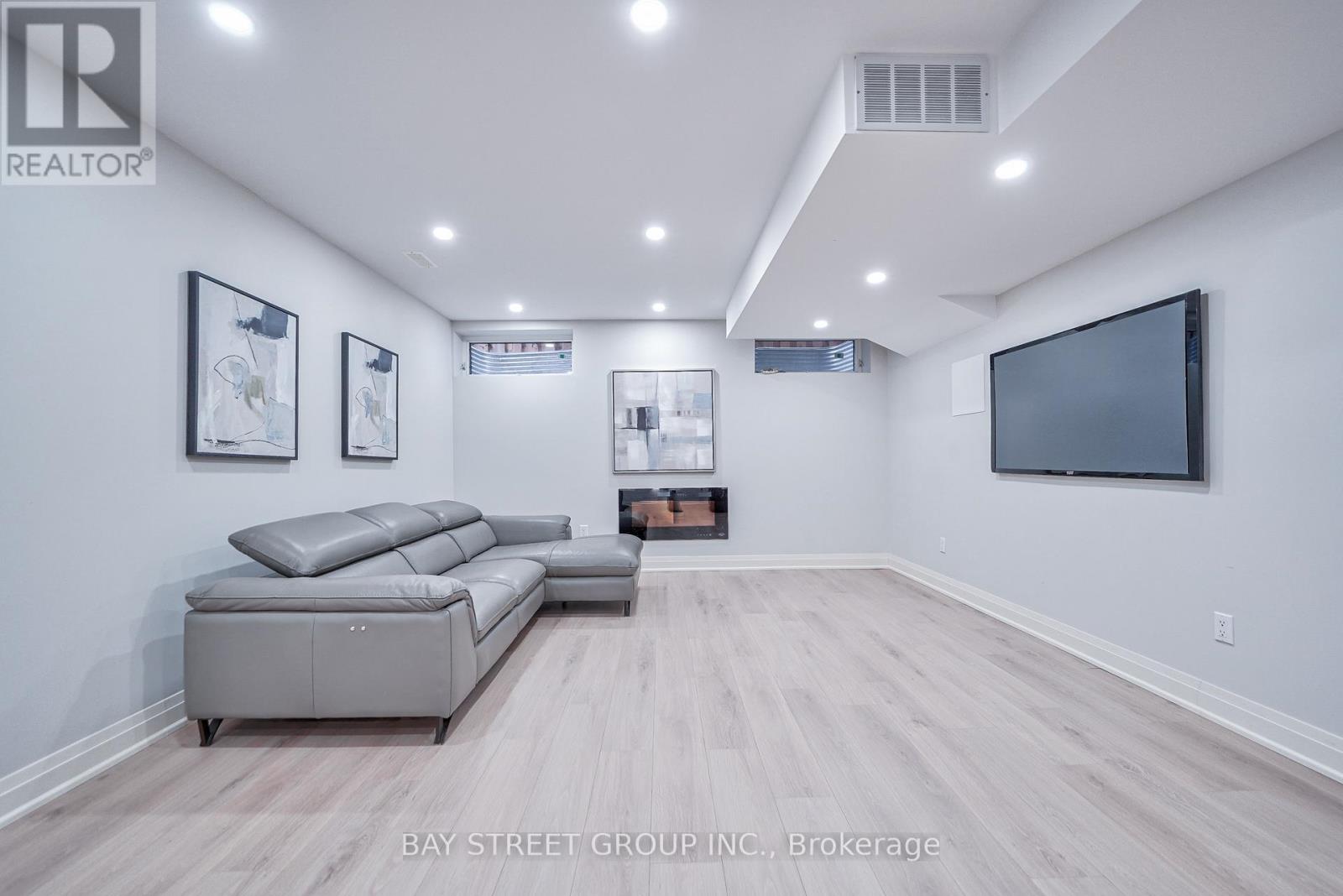 80 Churchill Avenue, Toronto, Ontario  M2N 1Y9 - Photo 36 - C12800444