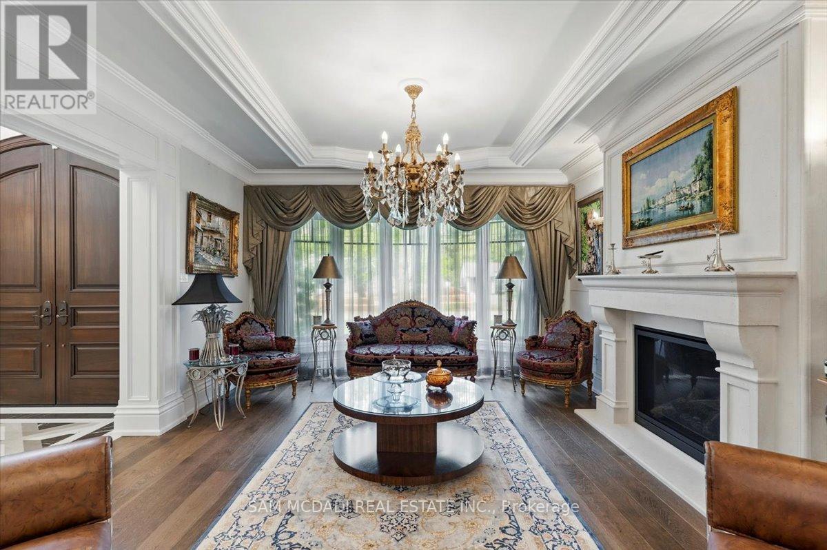 883 Parkland Avenue, Mississauga, Ontario  L5H 3G6 - Photo 6 - W12800442