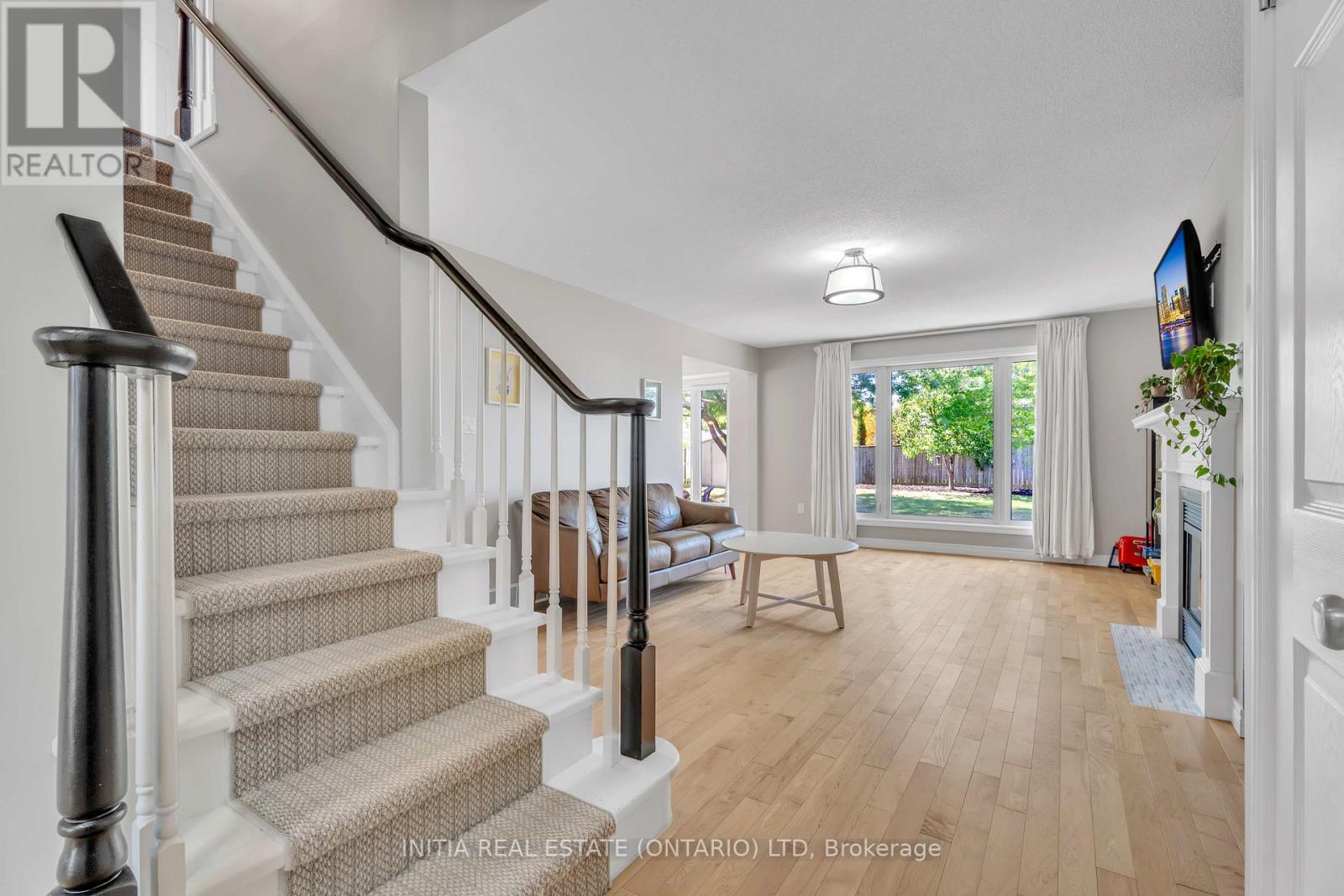 2021 Lumb Court, London North, Ontario  N6G 5J4 - Photo 10 - X12800482