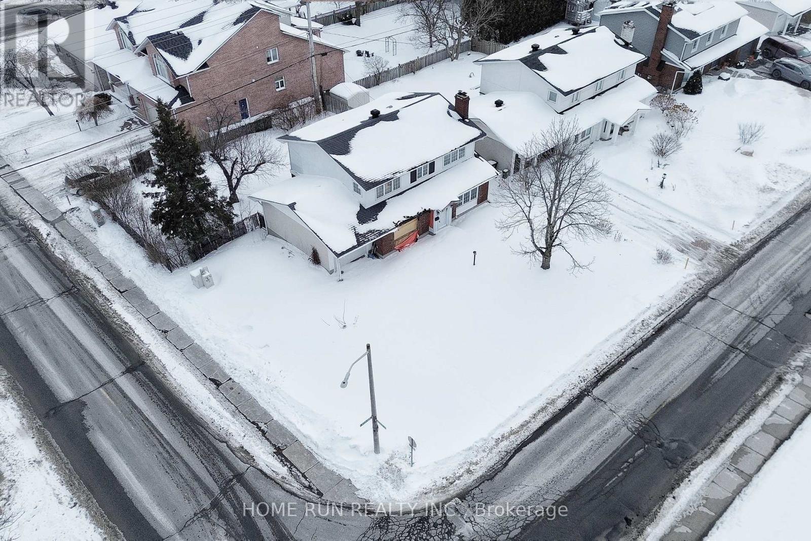 79 BEAVER RIDGE, Ottawa, Ontario