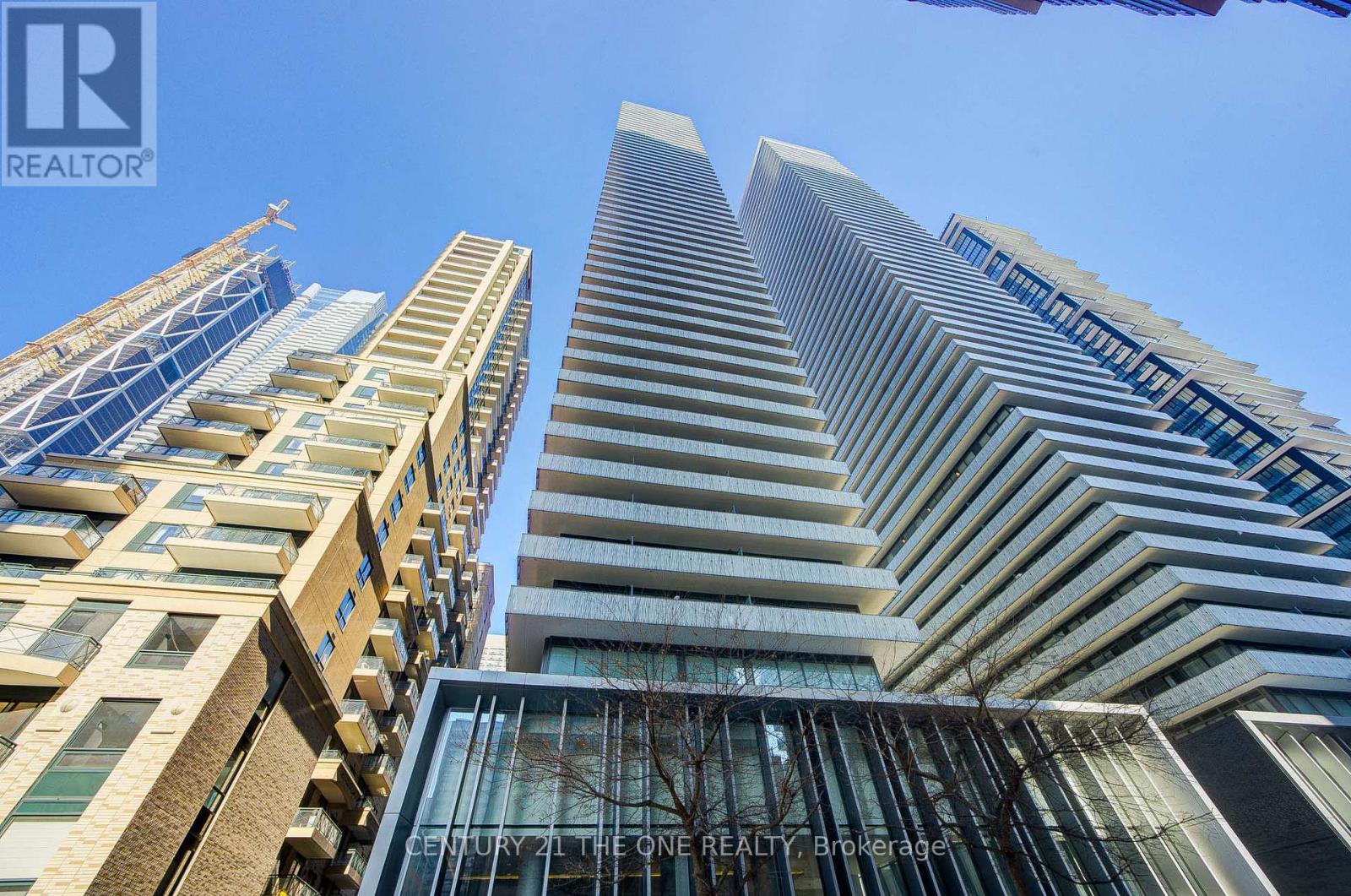 902 - 42 CHARLES STREET E, Toronto, Ontario