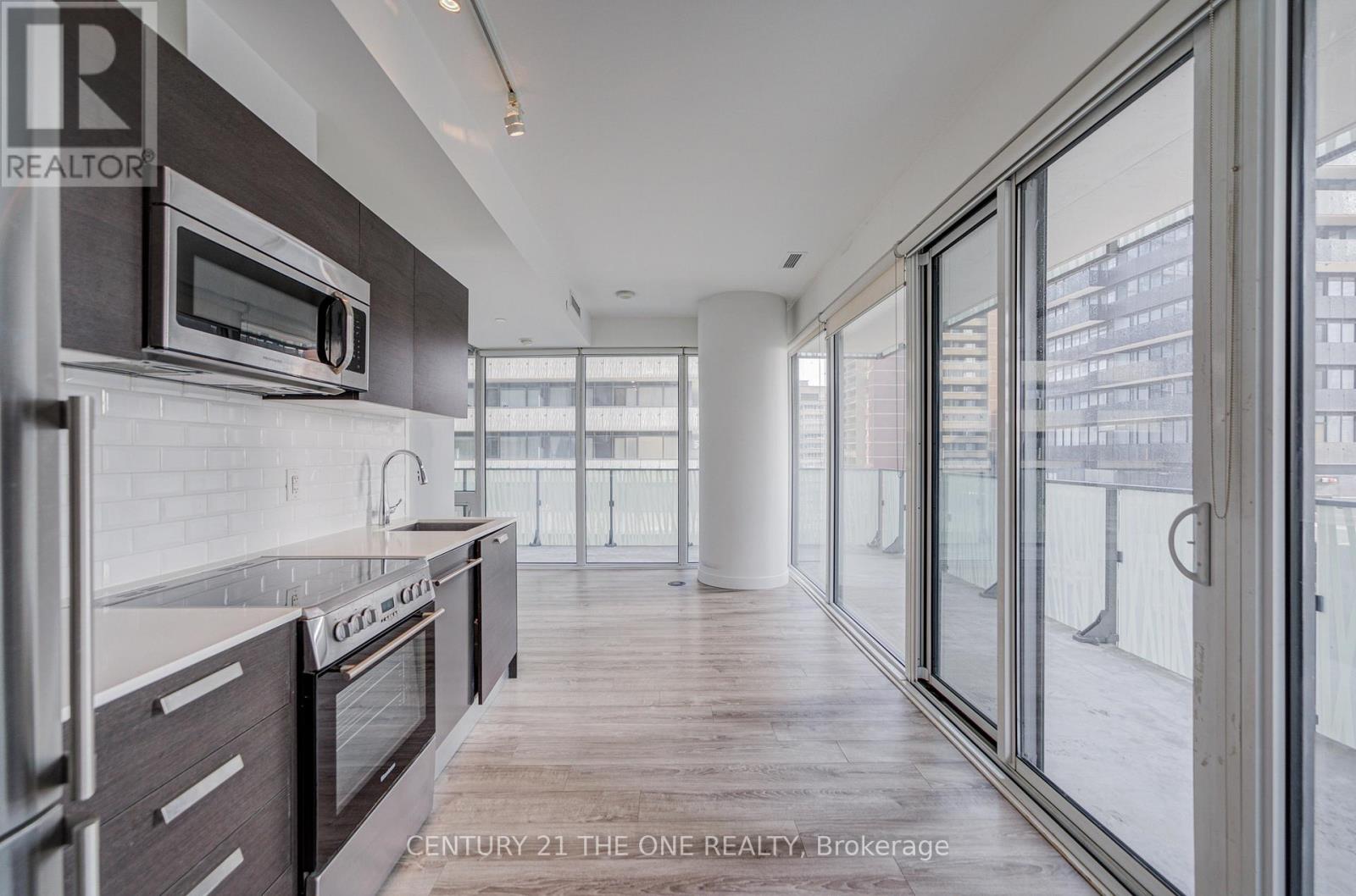 902 - 42 Charles Street E, Toronto, Ontario  M4Y 0B7 - Photo 10 - C12800492