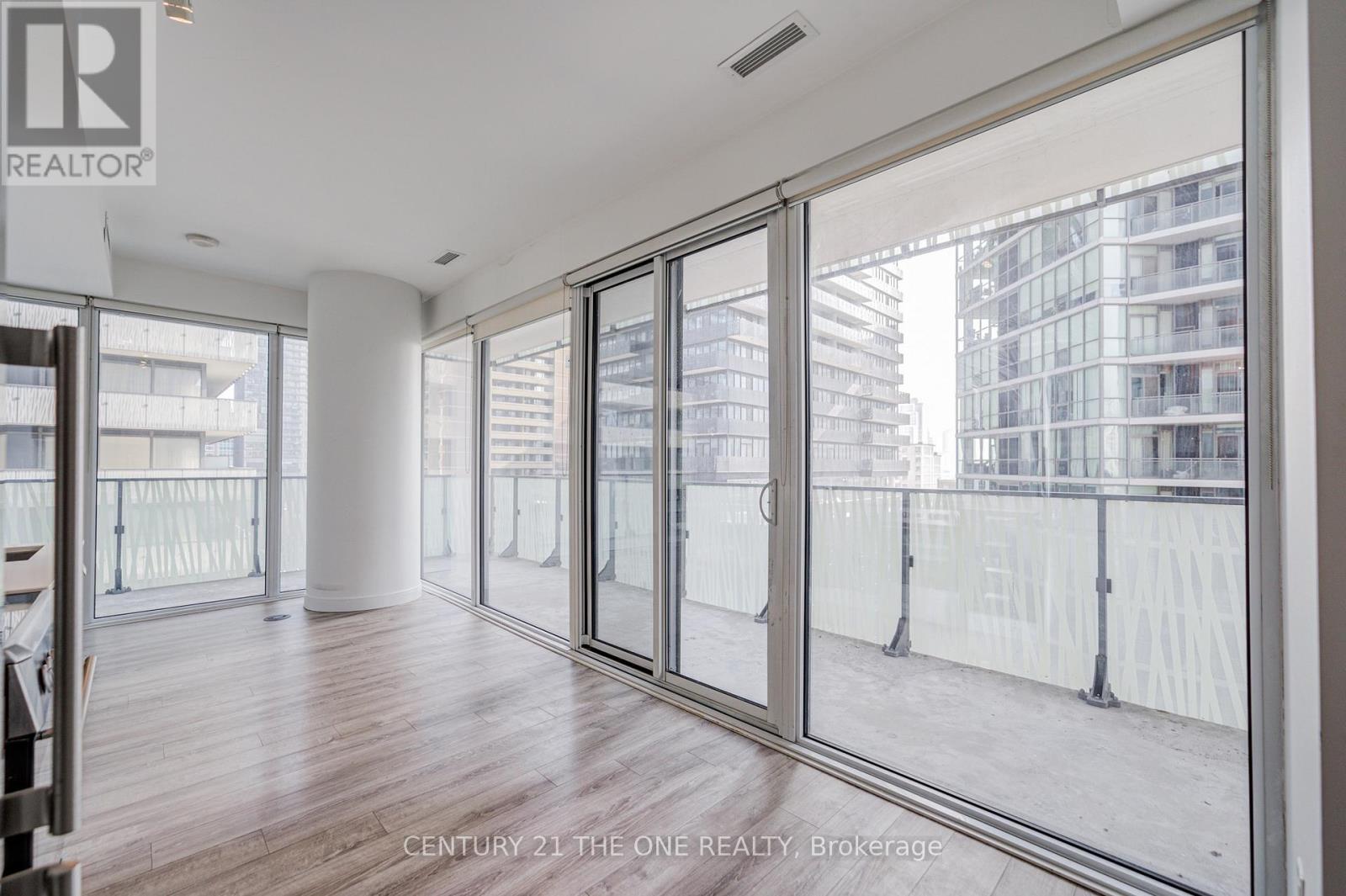 902 - 42 Charles Street E, Toronto, Ontario  M4Y 0B7 - Photo 11 - C12800492