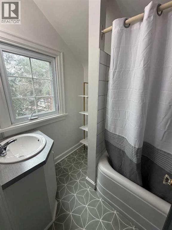 1312 4 Avenue S, Lethbridge, Alberta  T1J 0R4 - Photo 8 - A2287374