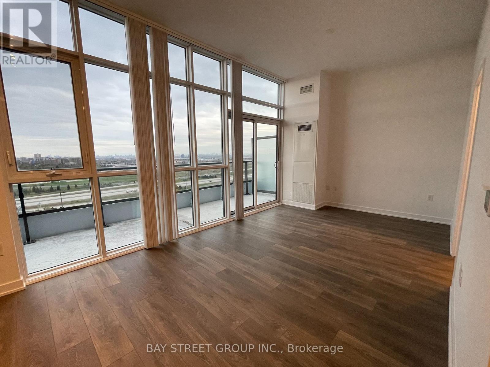 2108 - 38 Honeycrisp Crescent, Vaughan, Ontario  L4K 0M8 - Photo 10 - N12800494