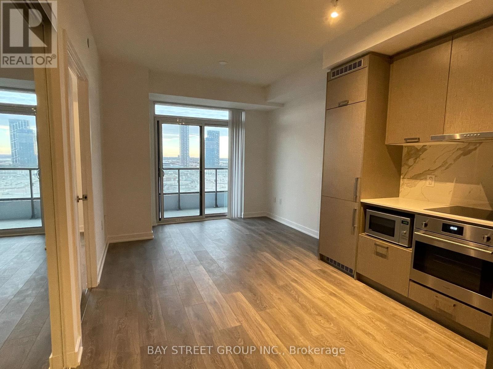 2015 - 38 Honeycrisp Crescent, Vaughan, Ontario  L4K 0M8 - Photo 10 - N12800500