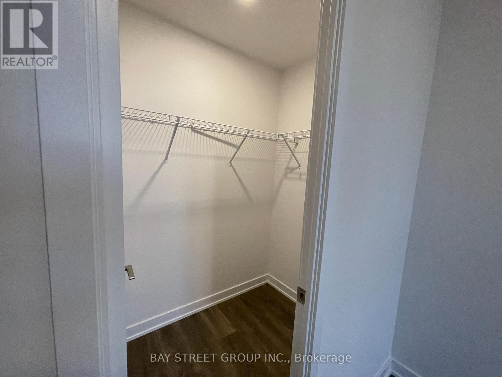 2015 - 38 Honeycrisp Crescent, Vaughan, Ontario  L4K 0M8 - Photo 17 - N12800500