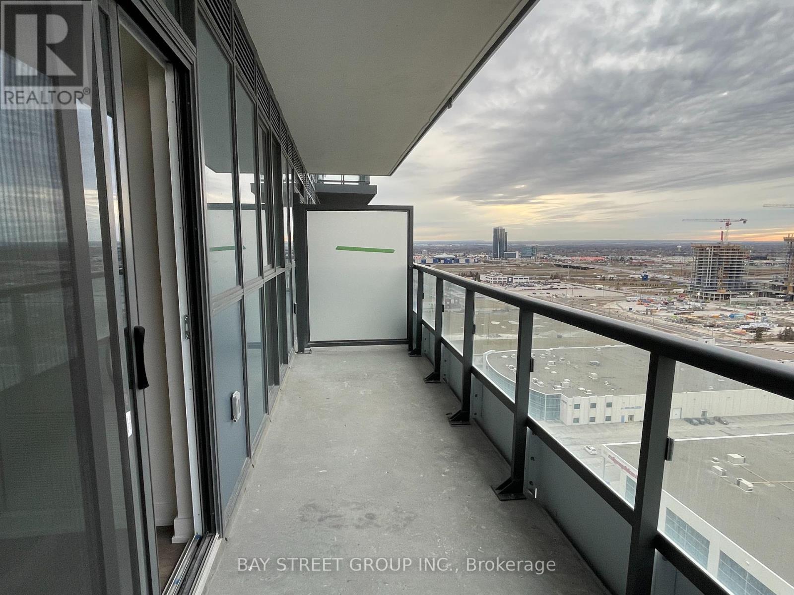 2015 - 38 Honeycrisp Crescent, Vaughan, Ontario  L4K 0M8 - Photo 20 - N12800500