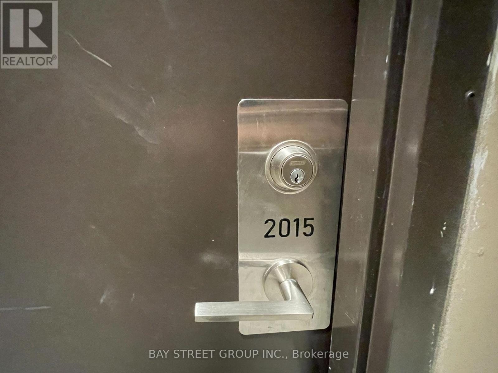 2015 - 38 Honeycrisp Crescent, Vaughan, Ontario  L4K 0M8 - Photo 6 - N12800500