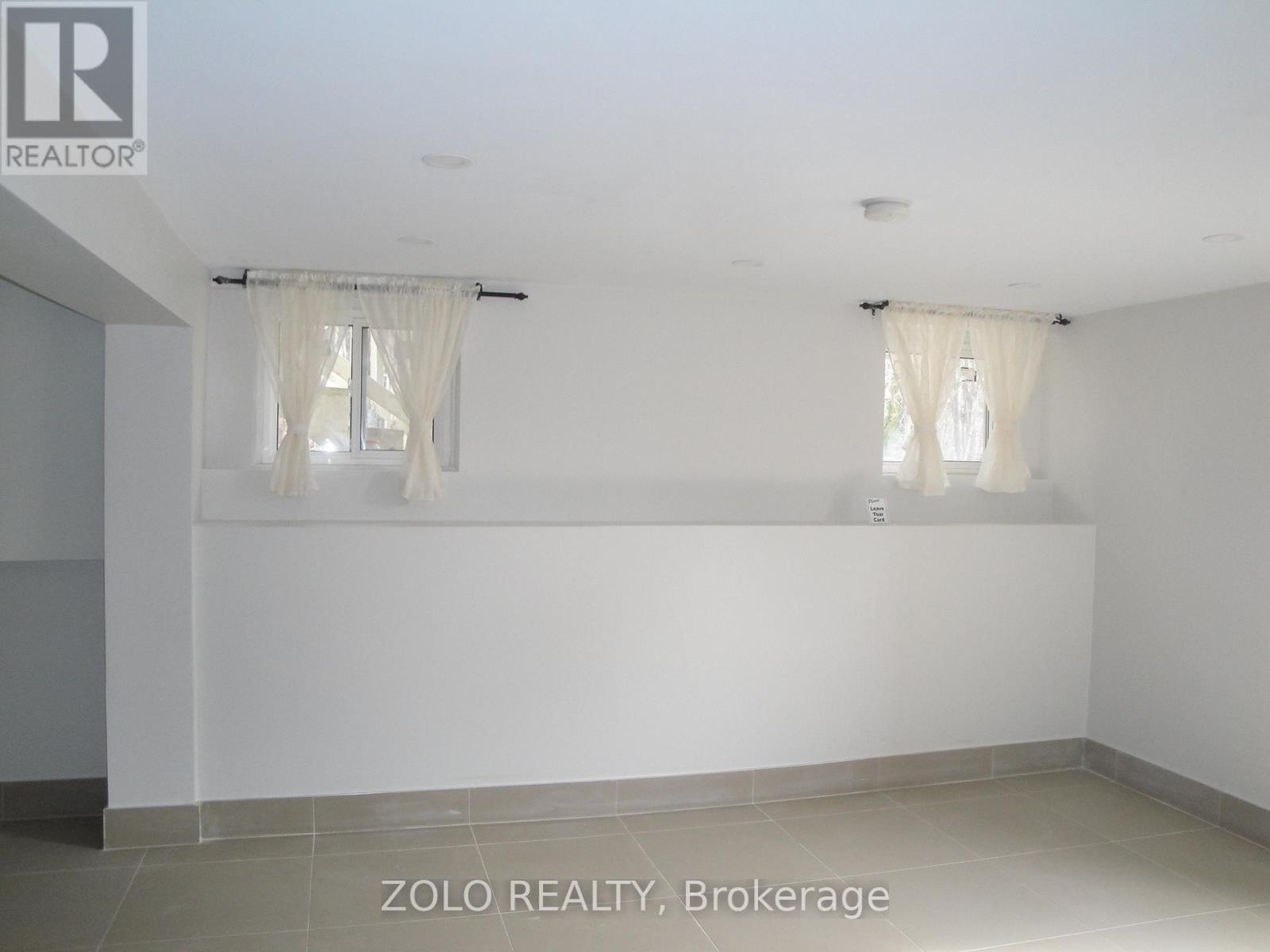 #b2 - 388 Centre Street N, Vaughan, Ontario  L4J 1G8 - Photo 4 - N12800450