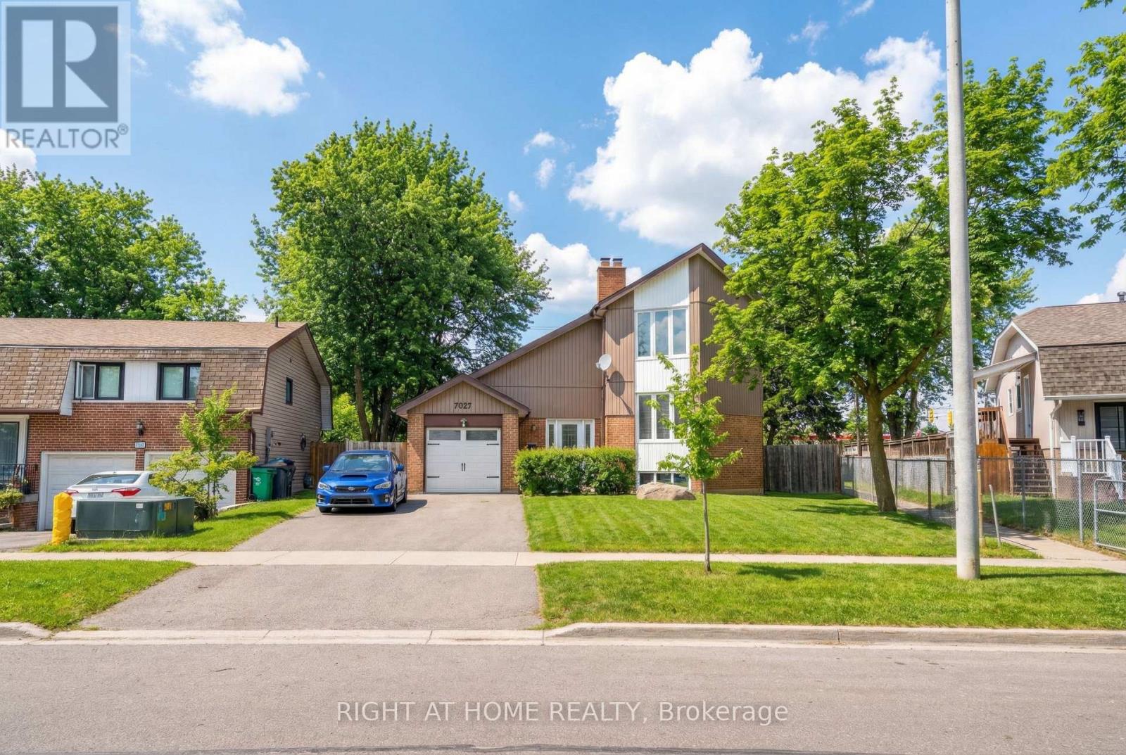 7027 ESTORIL ROAD, Mississauga, Ontario