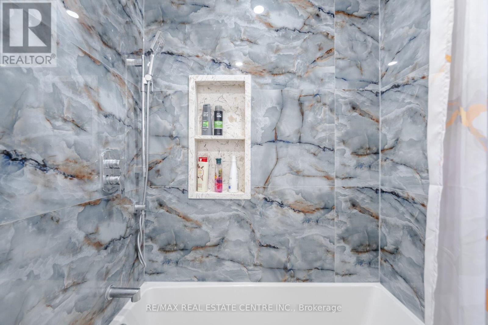 6150 Bankhead Court, Mississauga, Ontario  L5V 1L9 - Photo 33 - W12800510