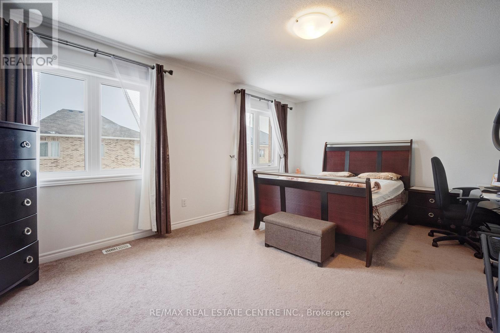 19 Mediterranean Crescent, Brampton, Ontario  N9V 3X6 - Photo 30 - W12800514