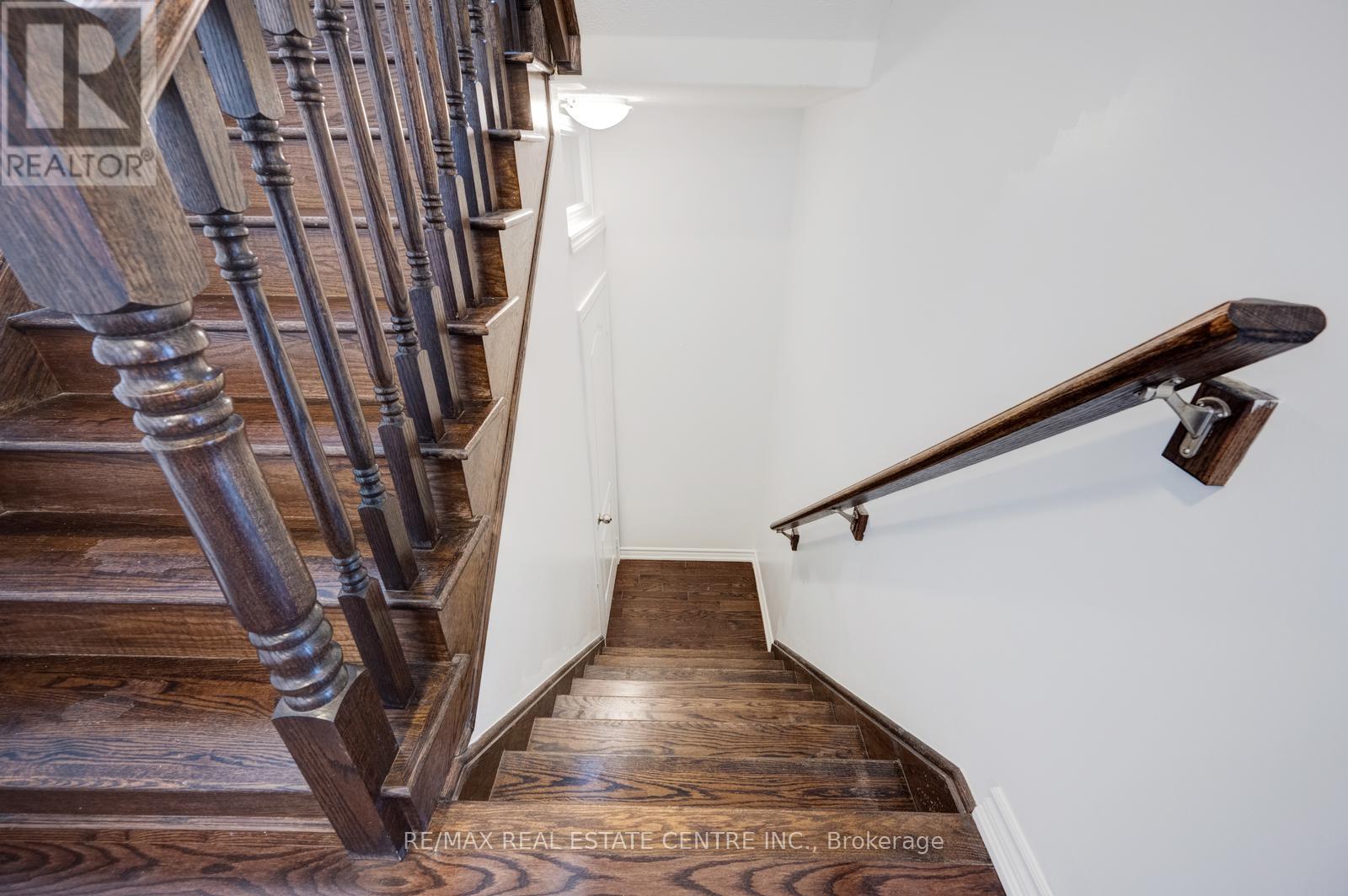 19 Mediterranean Crescent, Brampton, Ontario  N9V 3X6 - Photo 42 - W12800514