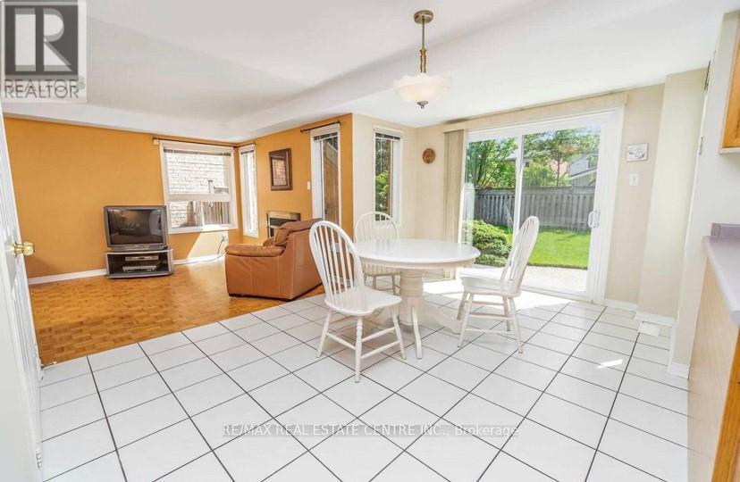 7 Curry Crescent, Halton Hills, Ontario  L7G 5L4 - Photo 10 - W12800518