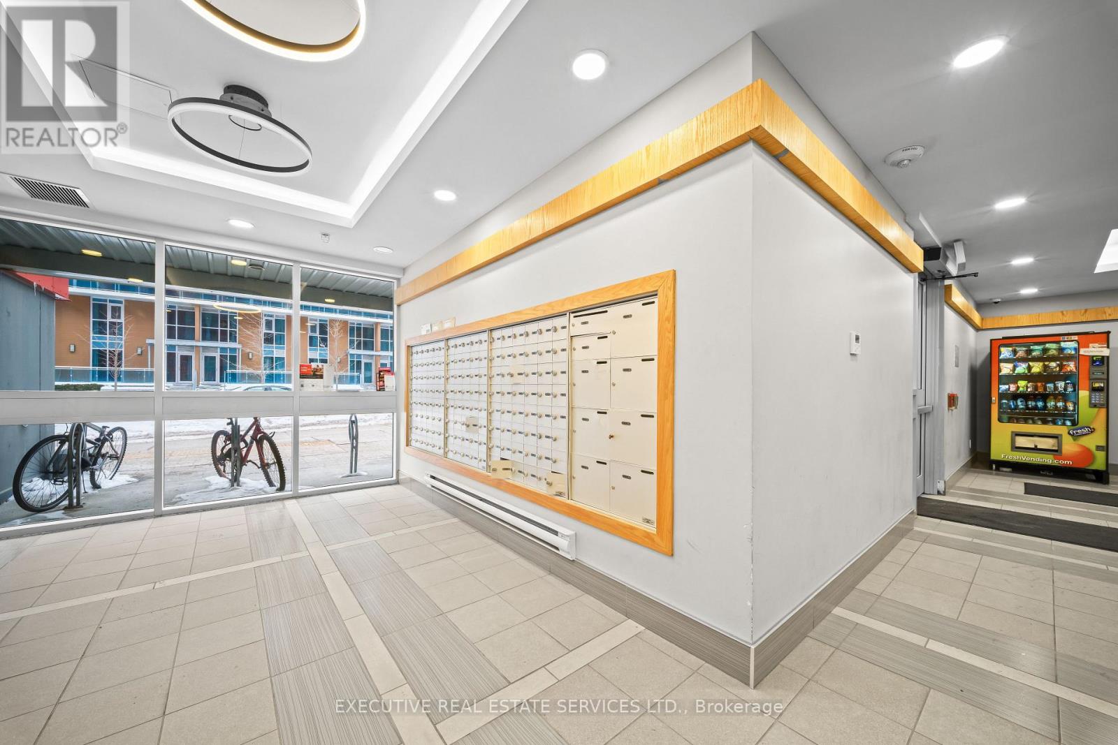 2127 - 258b Sunview Street, Waterloo, Ontario  N2L 3V9 - Photo 10 - X12800480