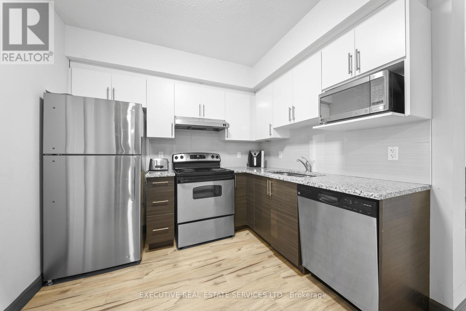 2127 - 258b Sunview Street, Waterloo, Ontario  N2L 3V9 - Photo 18 - X12800480