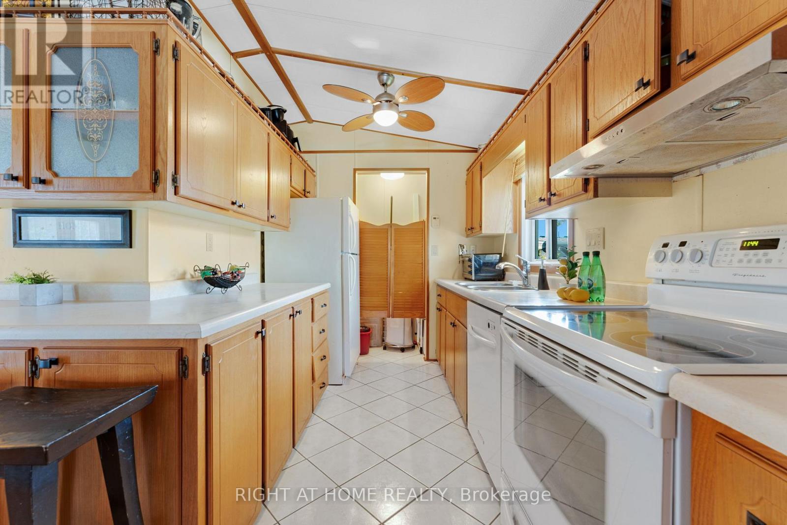 8 - 3033 Townline Road, Fort Erie, Ontario  L0S 1S1 - Photo 9 - X12800506