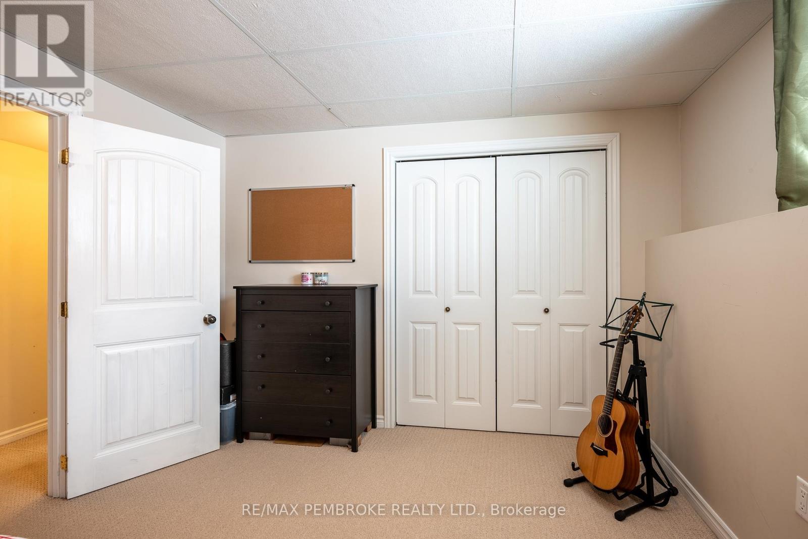 18 Morning Star Street, Petawawa, Ontario  K8H 0A1 - Photo 37 - X12800540