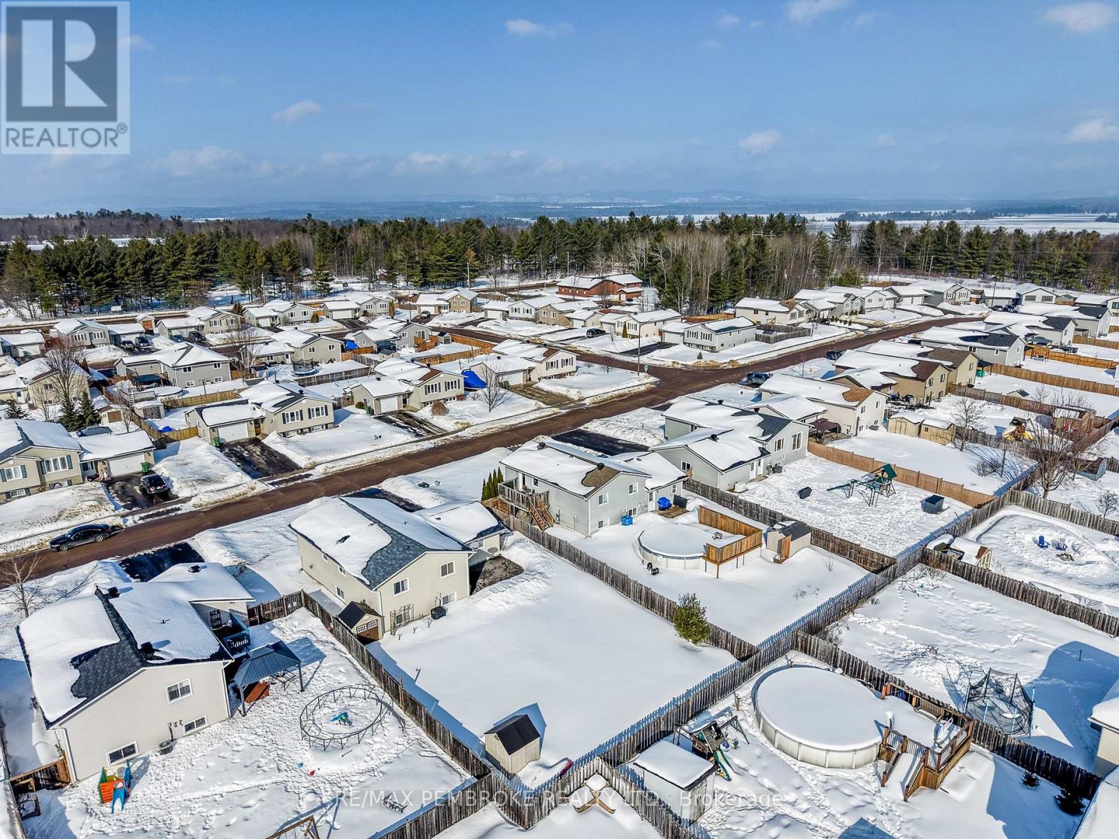 18 Morning Star Street, Petawawa, Ontario  K8H 0A1 - Photo 43 - X12800540