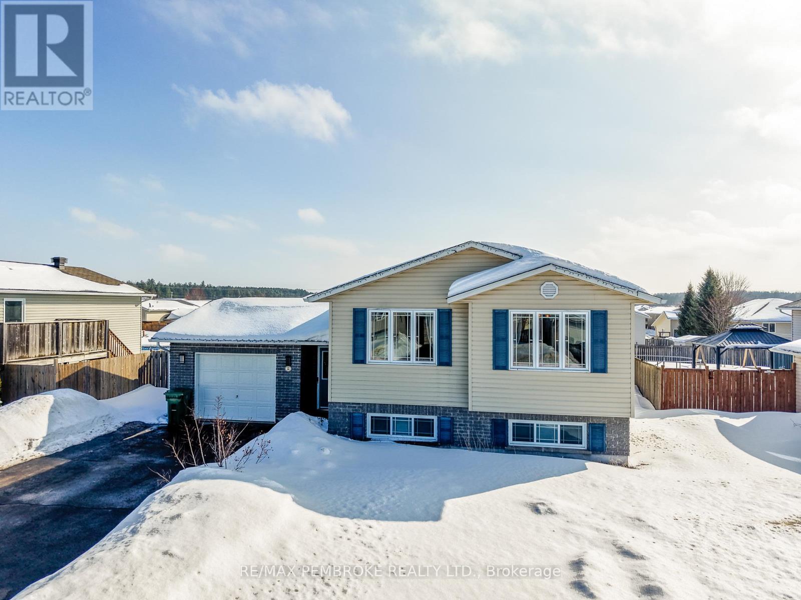 18 Morning Star Street, Petawawa, Ontario  K8H 0A1 - Photo 47 - X12800540